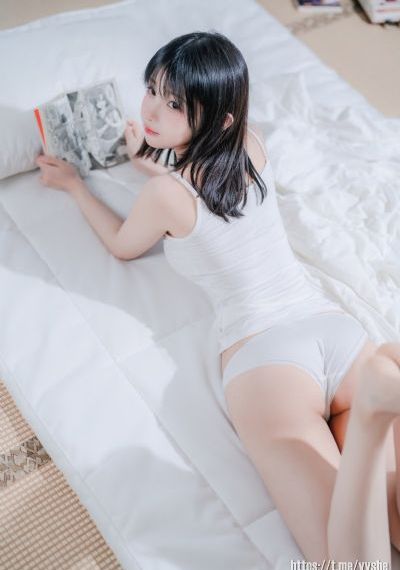 美女裸体秘奶头网站_BD英语在线视频观看
